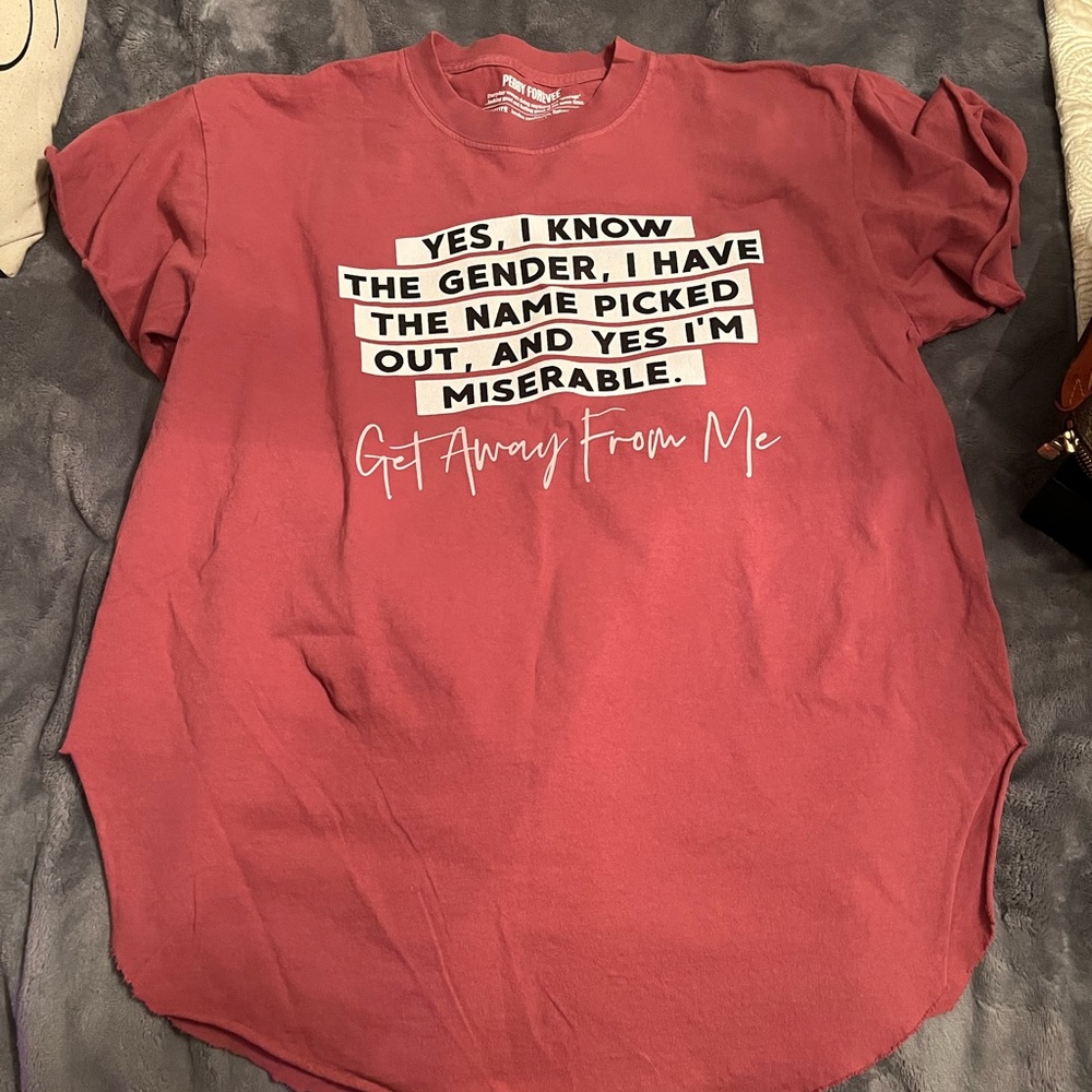 Pebby Forevee boutique custom cut tee!